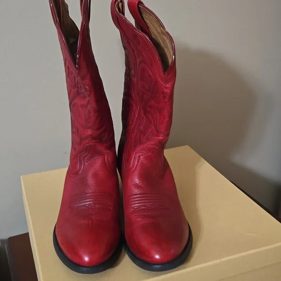 Ariat Heritage Western Boots Womens Size 7 B Red Leather Floral R-Toe 15761 - Picture 2 of 11